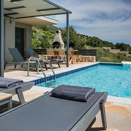 Blue Sea Villa Spathíon